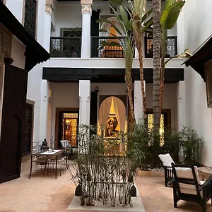Gasthuis Ennafoura Boutique